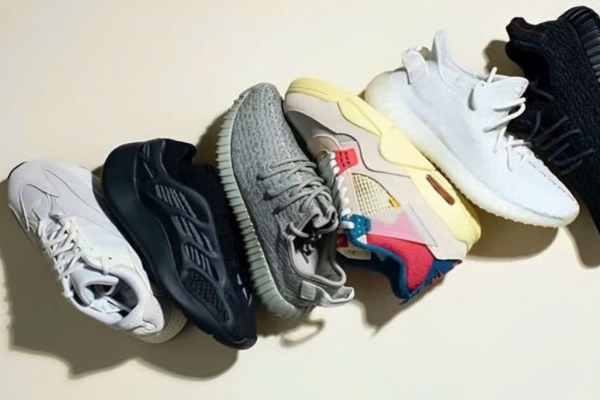 Hype Sneaker